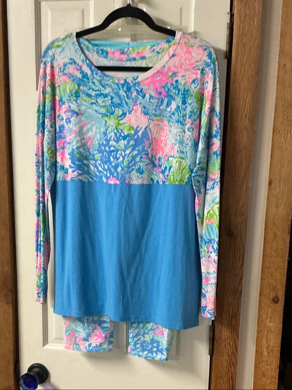 Lilly Pulitzer Blue Floral Colorblock Long-Sleeve Top